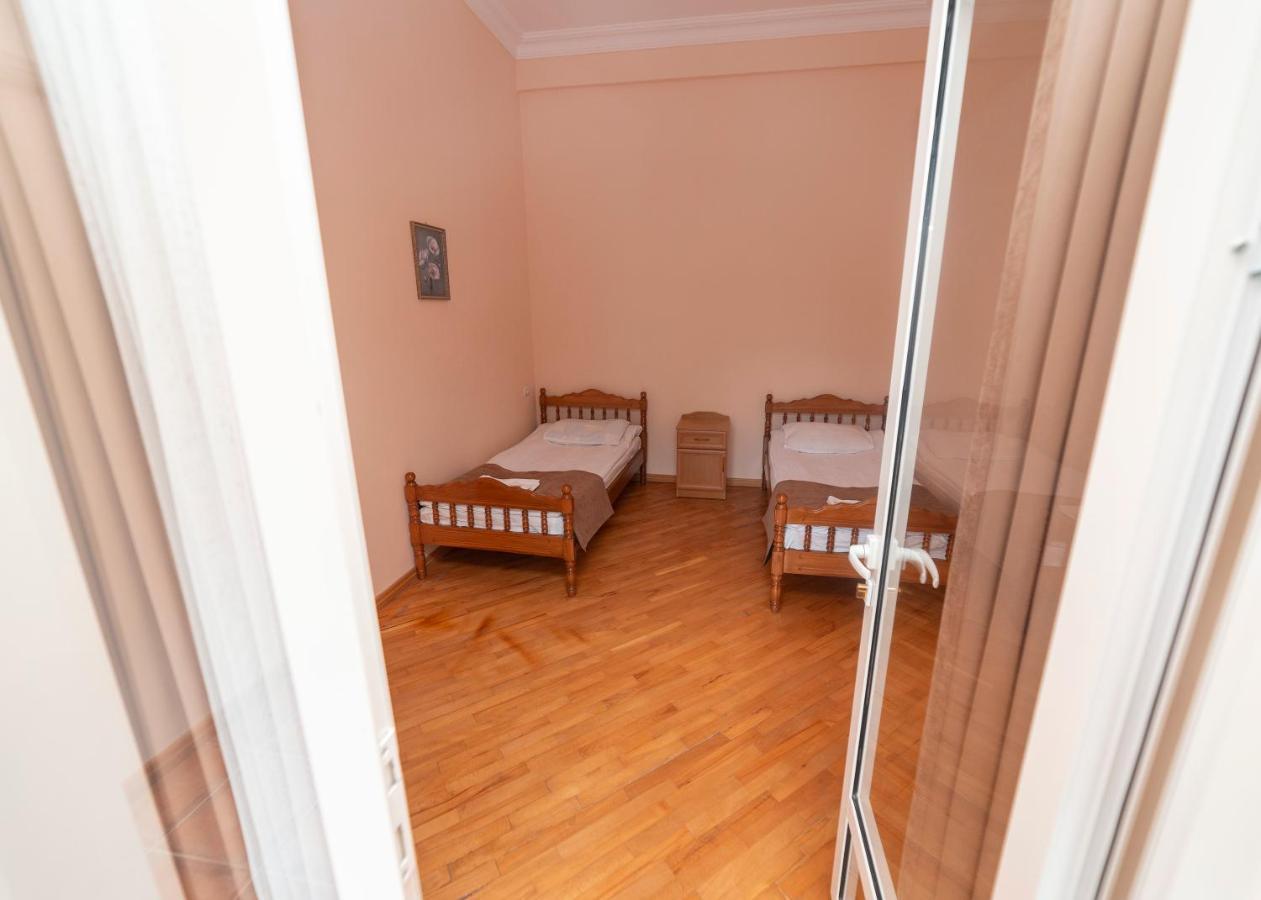 Popock Dilijan 2 Bed and Breakfast Buitenkant foto