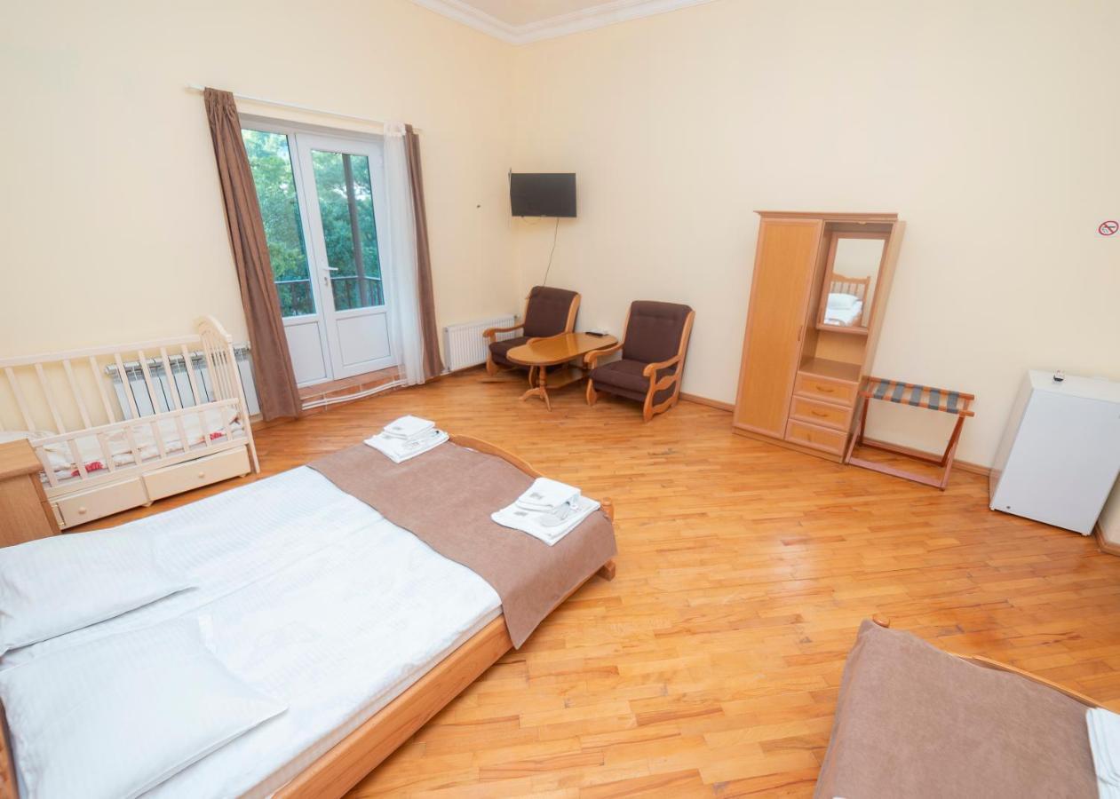 Popock Dilijan 2 Bed and Breakfast Buitenkant foto