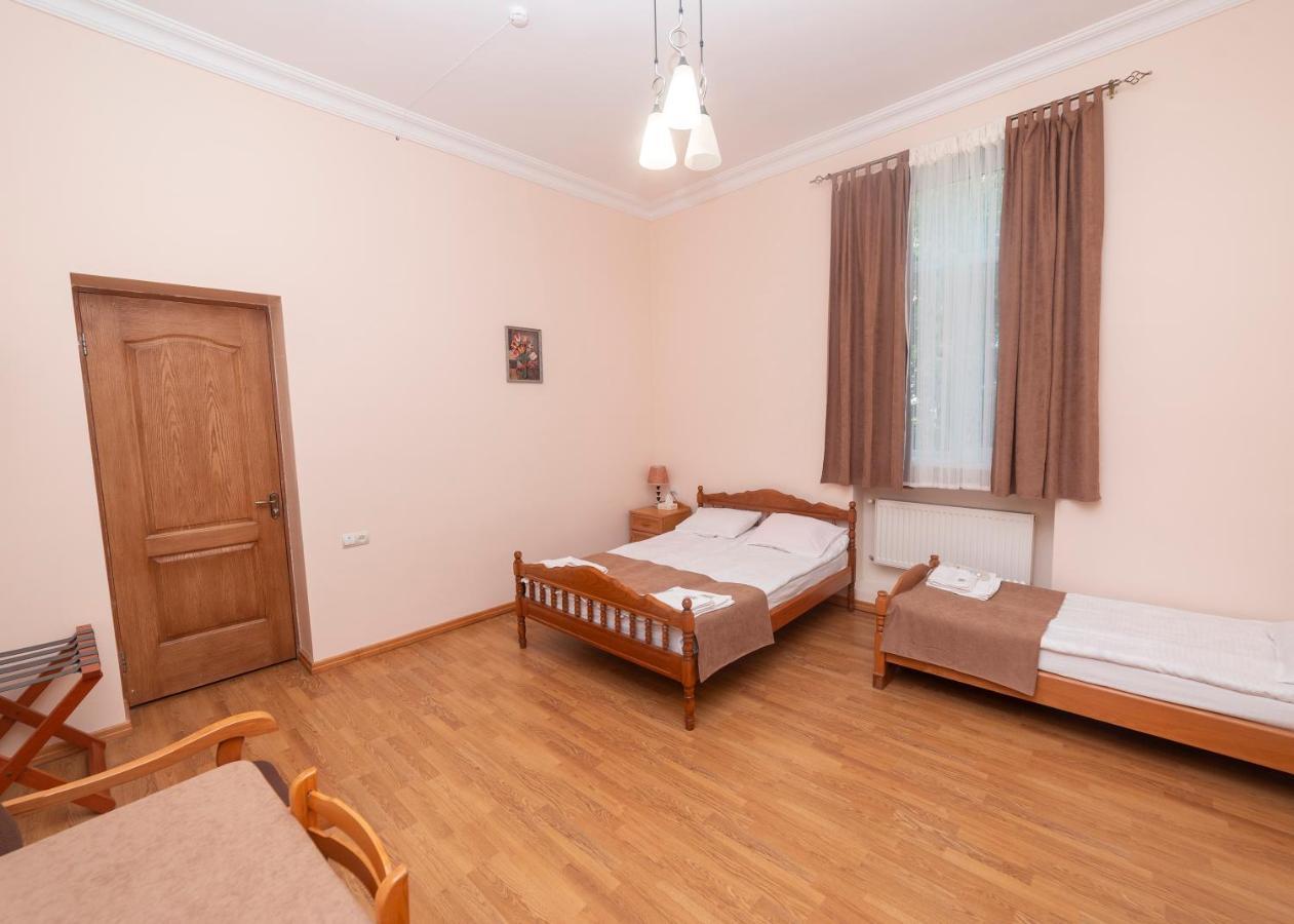 Popock Dilijan 2 Bed and Breakfast Buitenkant foto